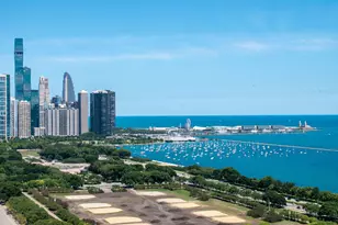 1235 S Prairie Ave, Chicago, IL 60605 - Photo 3
