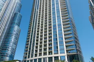 1235 S Prairie Ave, Chicago, IL 60605 - Photo 1