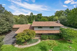 283 Kimberly Rd, North Barrington, IL 60010 - Photo 1