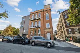 2411 W Walton St, Chicago, IL 60622 - Photo 3