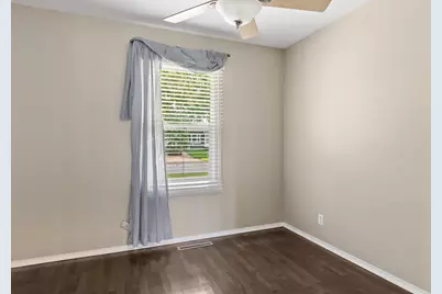 [Address not provided], Geneva, IL 60134 - Photo 11