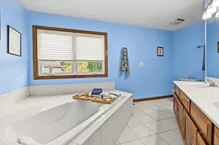 533 Strong St, Bolingbrook, IL 60440 - Photo 29