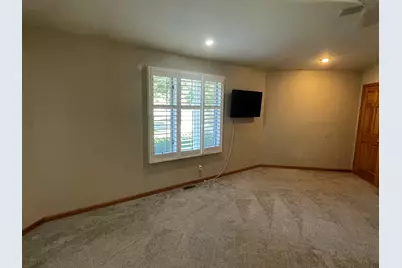 464 S Madison Street, Oswego, IL 60543 - Photo 25