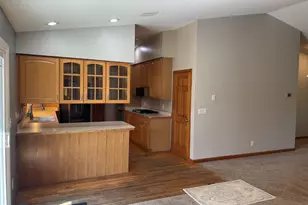 464 S Madison St, Oswego, IL 60543 - Photo 13