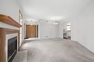 1210 Rhodes Ln, Naperville, IL 60540 - Photo 7