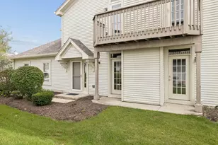 1210 Rhodes Ln, Naperville, IL 60540 - Photo 17