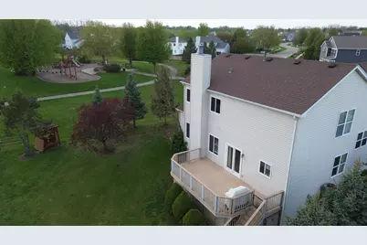 2039 Greenview Drive, Woodstock, IL 60098 - Photo 3