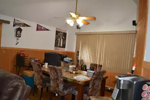 258 Mayflower Ln, Bolingbrook, IL 60490 - Photo 3