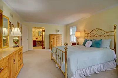 853 Dorset Drive, Wheaton, IL 60189 - Photo 13