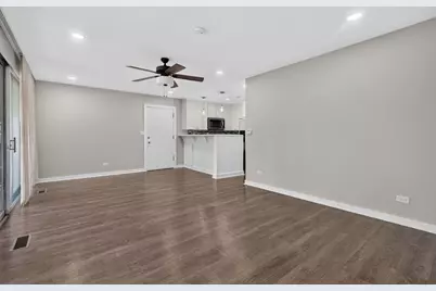5518 E Lake Drive #90-C, Lisle, IL 60532 - Photo 7