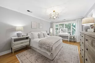 2046 N Racine Ave, Chicago, IL 60614 - Photo 9