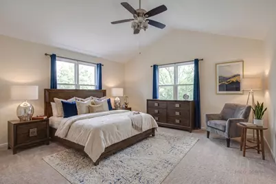 77 Montclair Road, Vernon Hills, IL 60061 - Photo 17