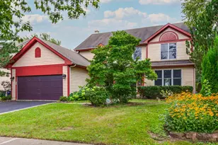 77 Montclair Rd, Vernon Hills, IL 60061 - Photo 1