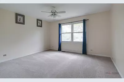 77 Montclair Road, Vernon Hills, IL 60061 - Photo 23