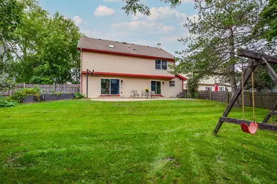 77 Montclair Road, Vernon Hills, IL 60061 - Photo 31