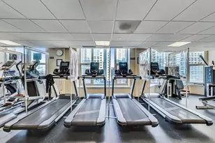 25 E Superior St, Chicago, IL 60611 - Photo 27