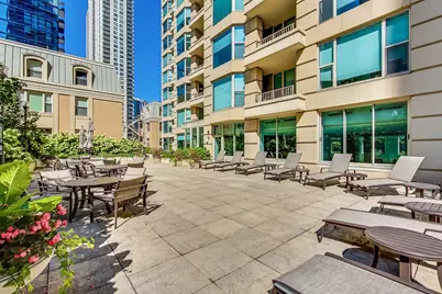 25 E Superior Street #1703, Chicago, IL 60611 - Photo 31