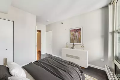 25 E Superior Street #1703, Chicago, IL 60611 - Photo 15
