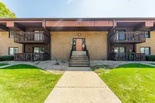 884 N Prairie Ave, Joliet, IL 60435 - Photo 19