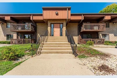 884 N Prairie Avenue #2B, Joliet, IL 60435 - Photo 1
