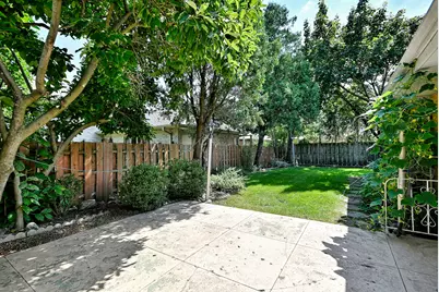 4915 Jerome Avenue, Skokie, IL 60077 - Photo 33