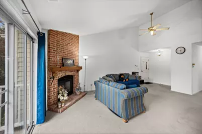 785 Margate Lane #B, Prospect Heights, IL 60070 - Photo 5