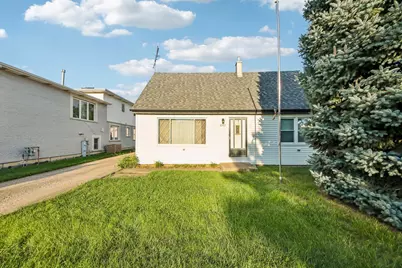 6502 Chester Avenue, Hodgkins, IL 60525 - Photo 1