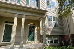 1064 Chadwick Dr, Grayslake, IL 60030 - Photo 1