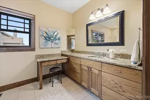 627 Ritter Dr, Batavia, IL 60510 - Photo 11