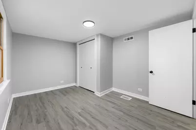 10019 S Tripp Avenue, Oak Lawn, IL 60453 - Photo 23