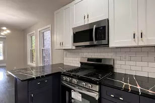 5950 S Artesian Ave, Chicago, IL 60629 - Photo 11