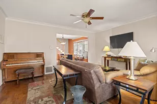 4865 W Cornelia Ave, Chicago, IL 60641 - Photo 5