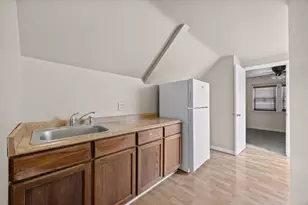 4865 W Cornelia Ave, Chicago, IL 60641 - Photo 19