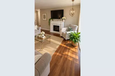 9575 N Terrace Pl Place #2G, Des Plaines, IL 60016 - Photo 7