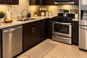 9575 N Terrace Pl Pl, Des Plaines, IL 60016 - Photo 5