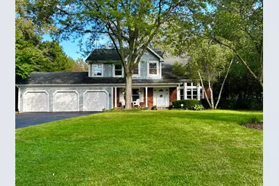 2140 Kenton Lane, Green Oaks, IL 60048 - Photo 3