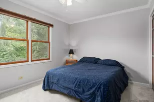 2140 Kenton Ln, Green Oaks, IL 60048 - Photo 29