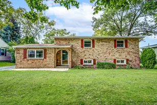 408 N Locust St, Frankfort, IL 60423 - Photo 1
