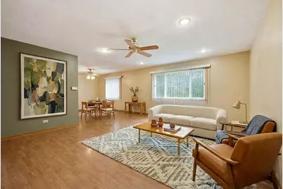 1381 Volkamer Trail, Elk Grove Village, IL 60007 - Photo 3