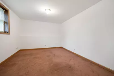 1381 Volkamer Trail, Elk Grove Village, IL 60007 - Photo 19