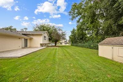 1381 Volkamer Trail, Elk Grove Village, IL 60007 - Photo 23