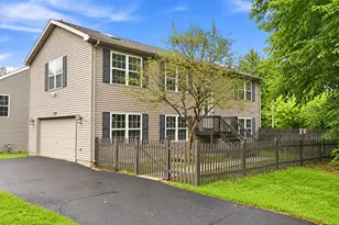 1379 Cary Rd, Algonquin, IL 60102 - Photo 1