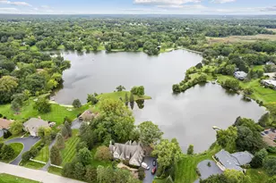 498 Lakepoint Dr, Barrington, IL 60010 - Photo 31