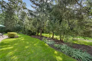 1000 Campbell Ct, Lake Bluff, IL 60044 - Photo 5