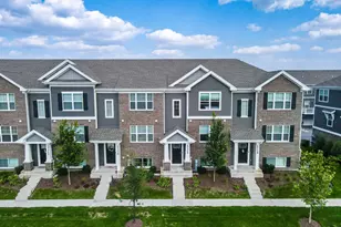 17317 Roscommon Rd, Tinley Park, IL 60477 - Photo 1