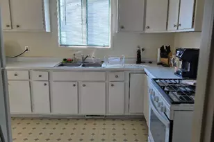 244 Maple St, Paw Paw, IL 61353 - Photo 7