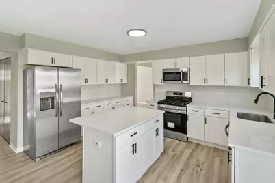 731 Roaring Brook Lane, Algonquin, IL 60102 - Photo 5