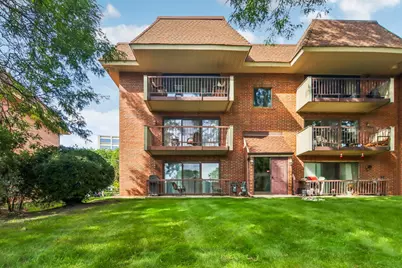 101 E Janata Boulevard #3B, Lombard, IL 60148 - Photo 1