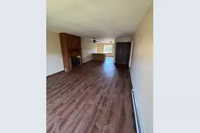 2328 Century Point Lane #D, Glendale Heights, IL 60139 - Photo 5