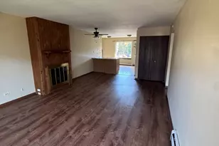 2328 Century Point Ln, Glendale Heights, IL 60139 - Photo 5